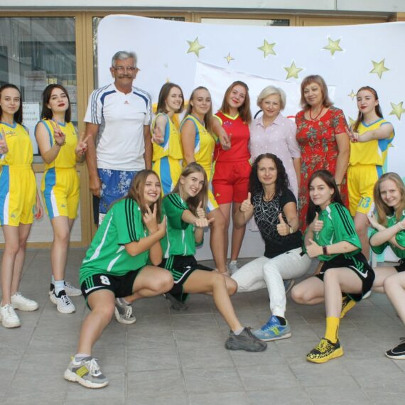 Міжнародний день фізкультури та спорту в Україні